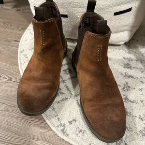 Clarks Bushacre Tan Suede Chelsea Boot - Men’s 7